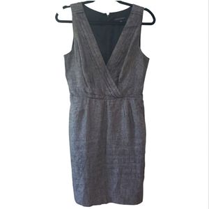 Banana Republic Grey Linen Dress V Neck Knee Length 10 Pockets